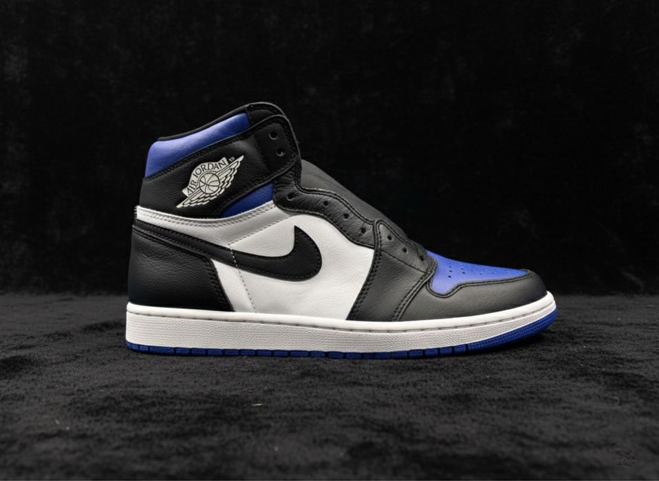 Nike Air Jordan 1 Retro High OG 'Royal Toe' 43