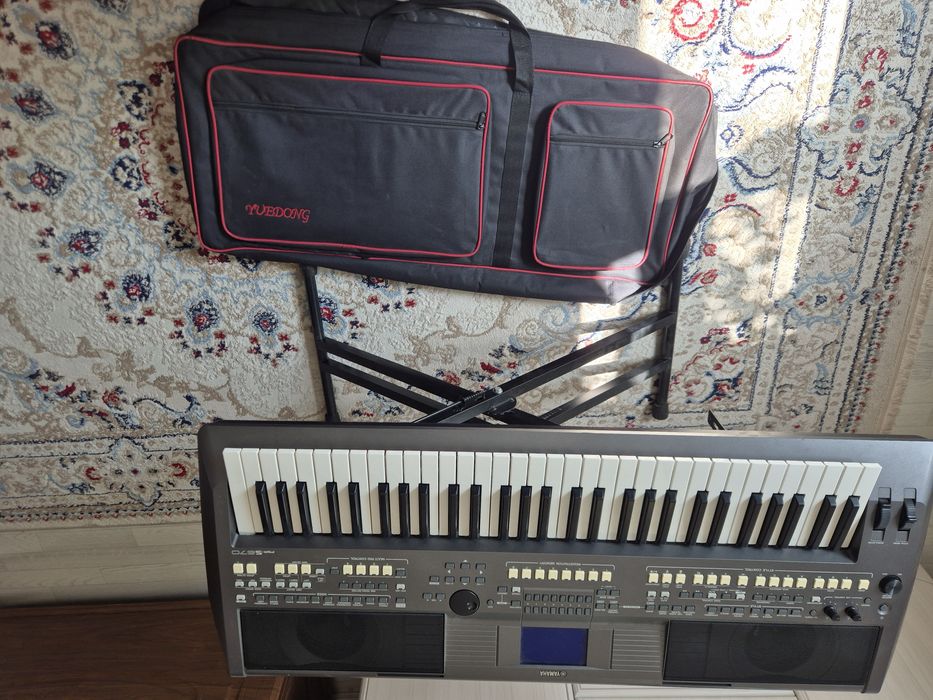 Yamaha PSR-S 670