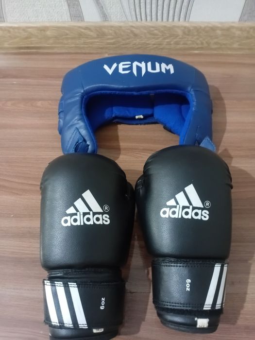 Шлем и печартки 3 500 тг Қызылорда қаласы