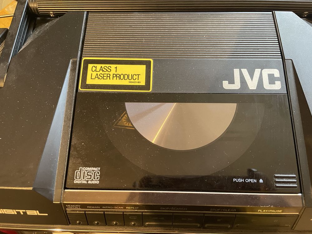 Касетофон CD JVC