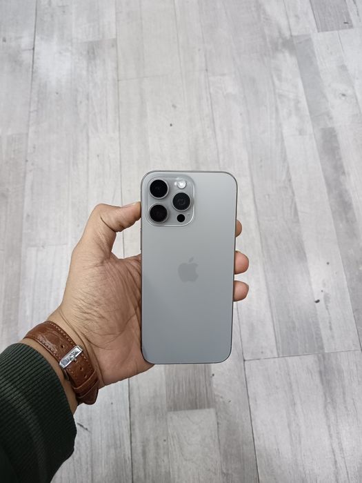 iPhone 16 Pro Max VC/A 256 GB Natural Titanium ideal