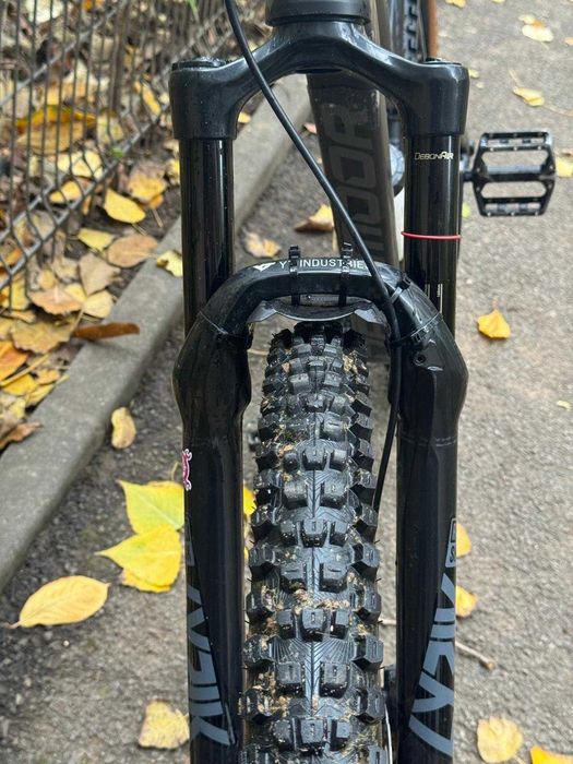 Vand Furcă RockShox Lyrik Select Rc 150mm !NECSESITA SERVICE!