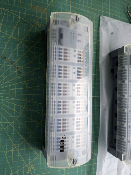 Regleta încălzire in pardoseală Rehau