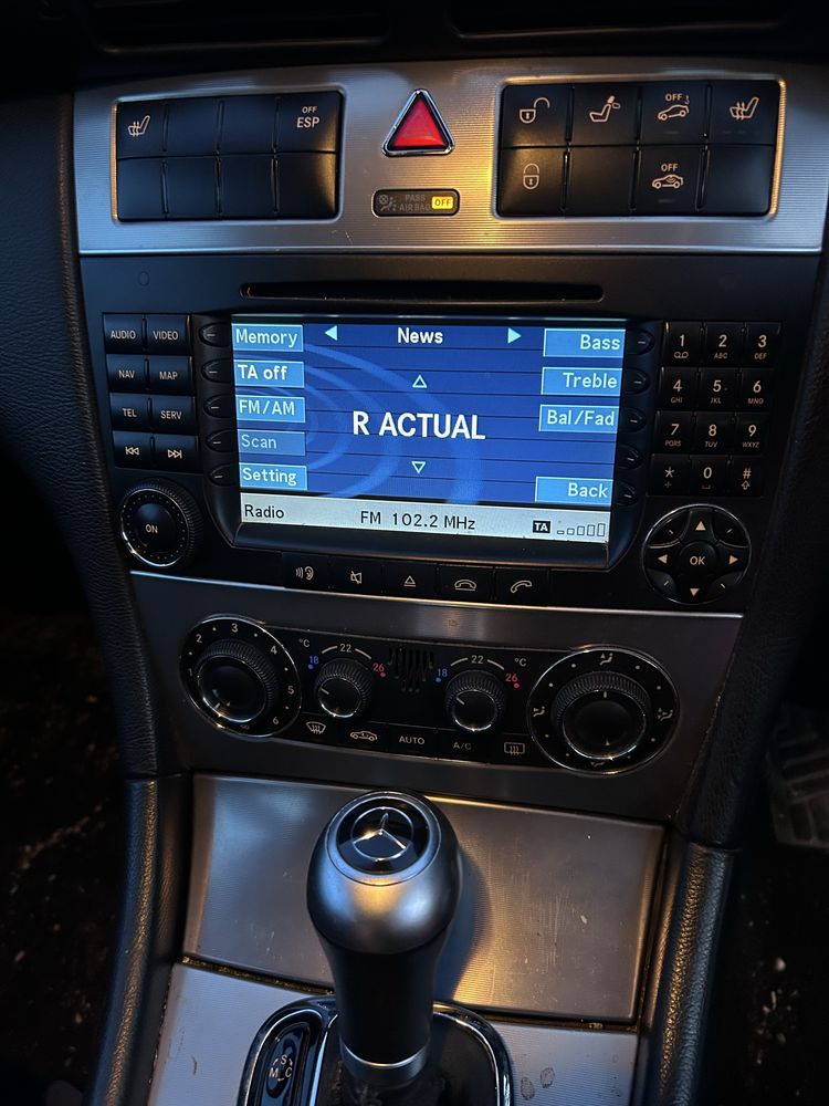 Mercedes c class 2.2 navigatie volan capota usa interior bara haion