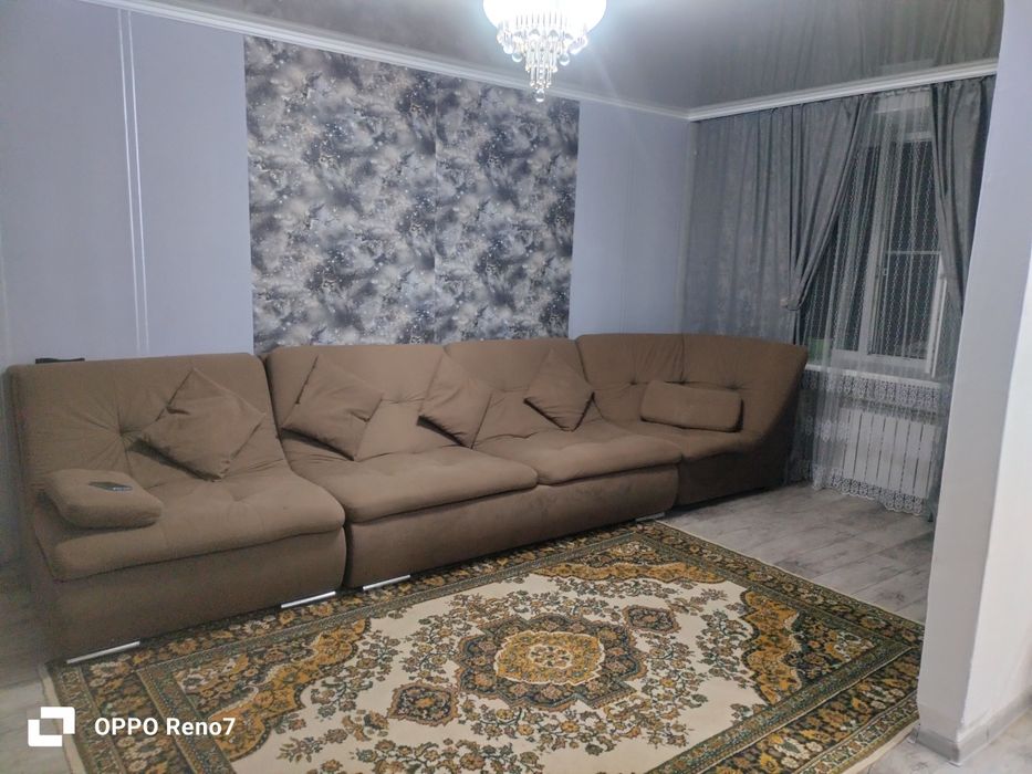 Продам диван 3м угловой 75см.
