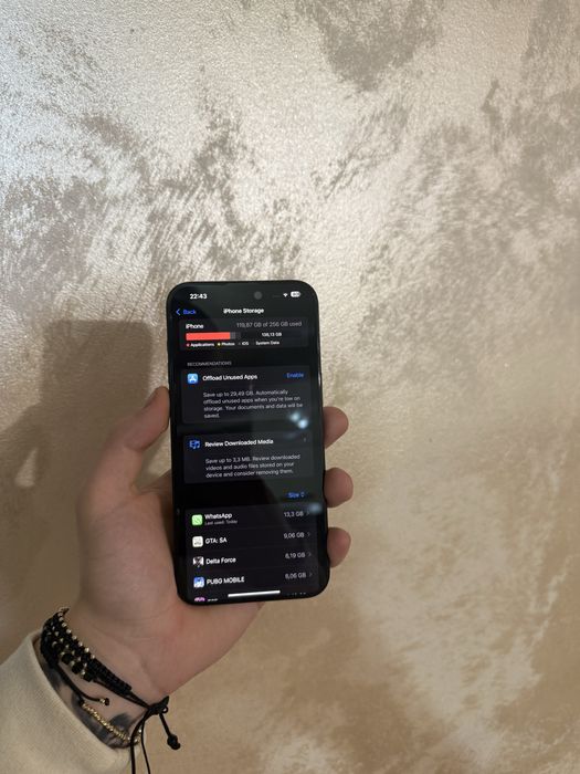 Iphone 15 pro max 256 gb vine insotit de folie si husa