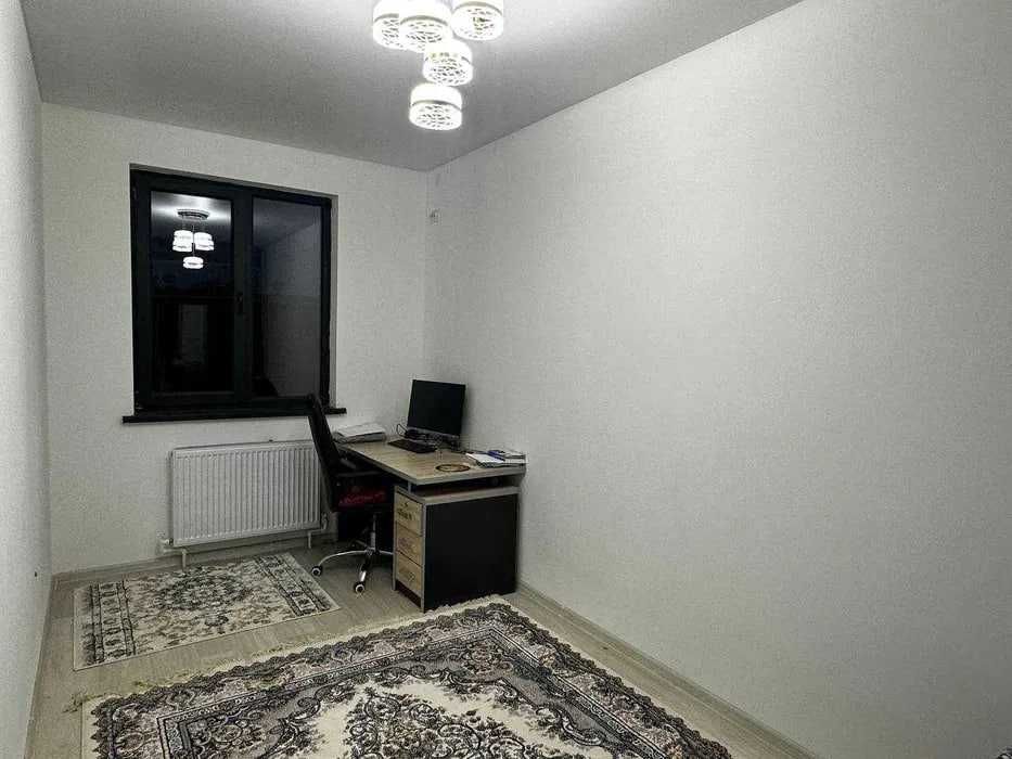 Ассалом ХАво Голден Хаус,Ориентир: Кадышева , Метро Алмаз, 64м2 !!