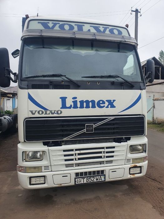 Volvo  30ming 125 kub