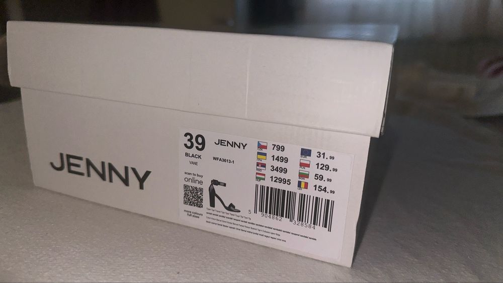 Tocuri negre Jenny nefolosite