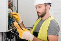 Electrician Cluj NON-STOP | Preturi mici | Deplasare în județ