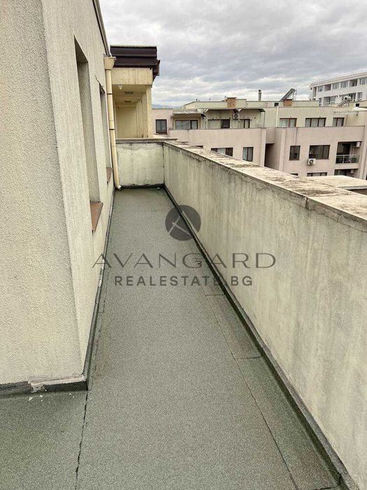 Продава се Тристаен апартамент в Пловдив, Тракия - 197 кв.м за 676 €/кв.м - Снимка #9