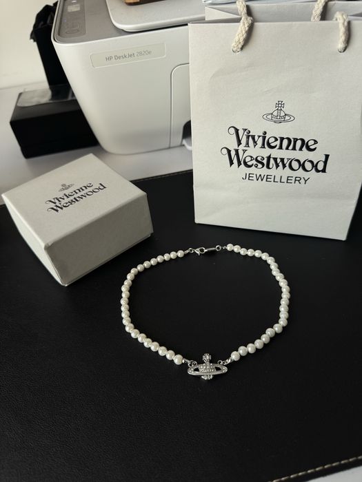 Colier Vivienne Westwood Silver Pearl