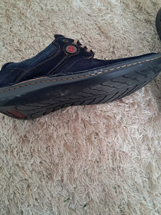 Vând pantofi barbati marimea 41