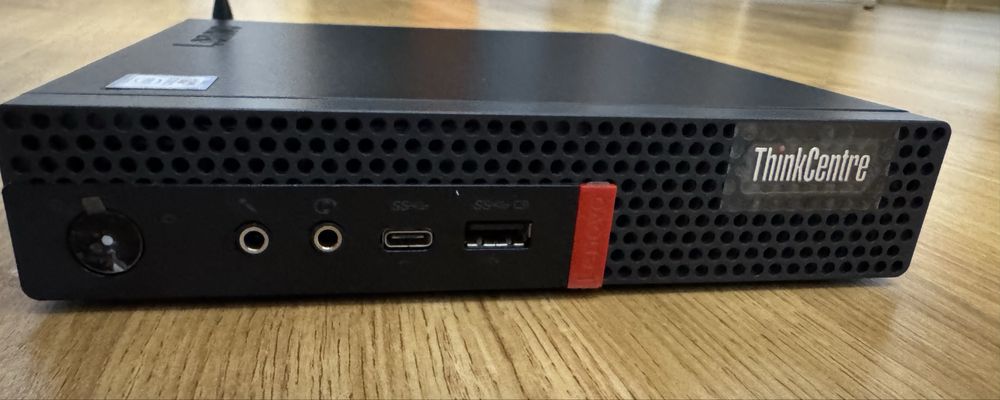 Desktop Lenovo ThinkCentre M920q (i5-9500t, 1x16gb, SSD-250 gb, Wifi)