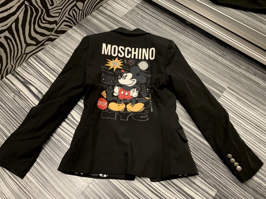 Sacou MOSCHINO -colecția noua-!poze reale 100% Marimi : S,M , L xl