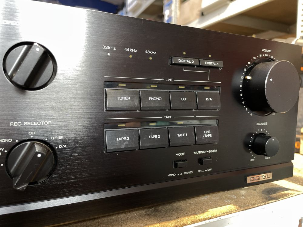 Amplificator Akai am 55