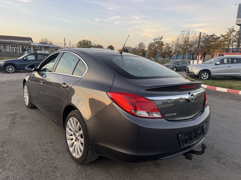 Opel Insignia 2011 1.8 benzina clasic 140 cp