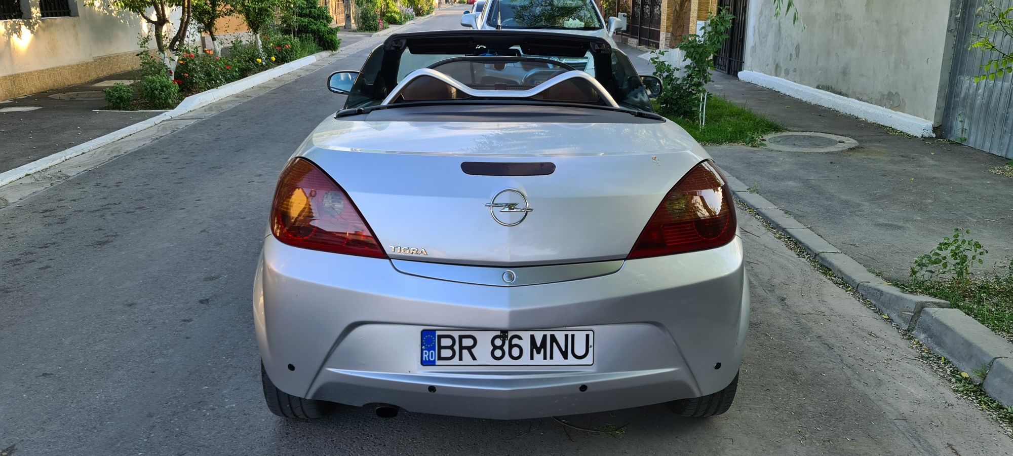Vand opel tigra b