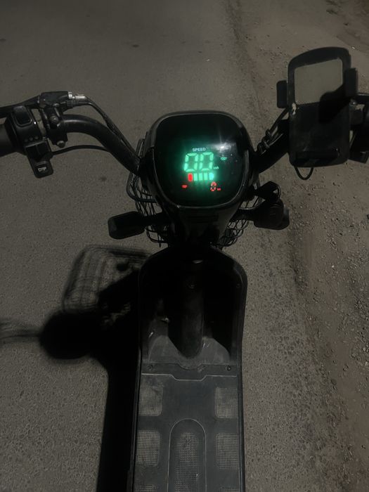 Sukuter largo motors