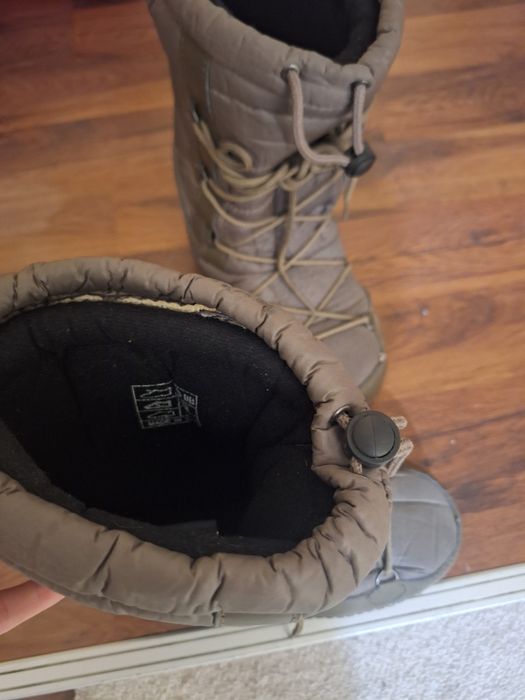 Ботуши чисто нови