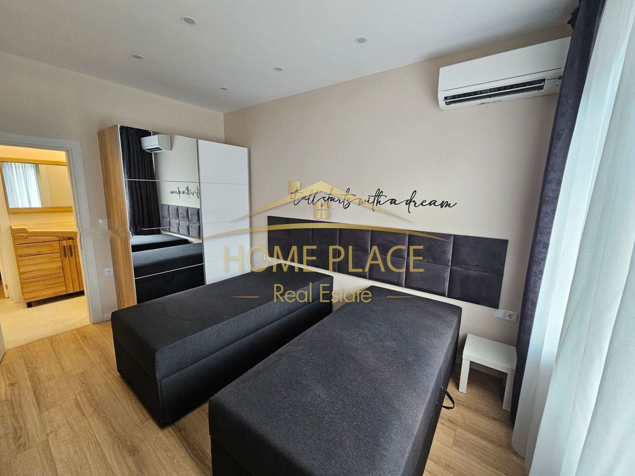 Дава се под наем Тристаен апартамент в Варна, Център - 90 кв.м за 3570 € - Снимка #5