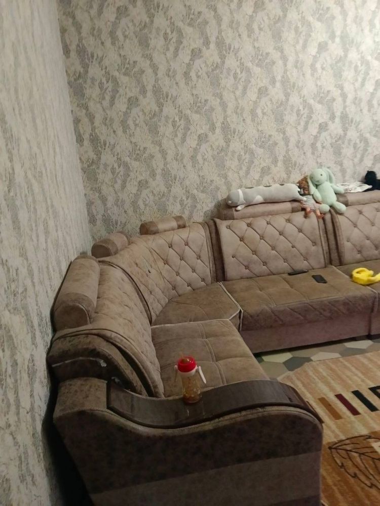 2в3/1/5 базар Кадышева(Авиасозлар-3.Дворец Авиастроителей