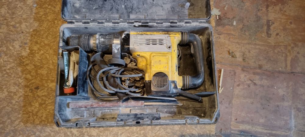 Продам перфоратор