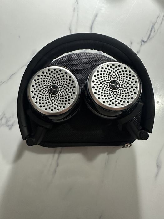 Casti Mercedes bluetooth