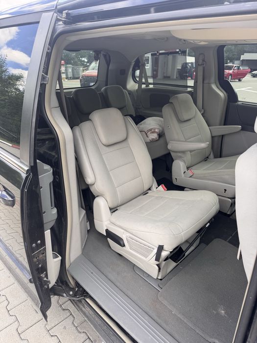 Chrysler Grand Voyager 7 locuri