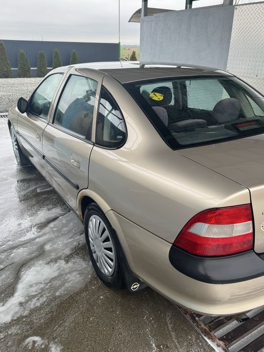 Vând opel vectra b 1.6 16v