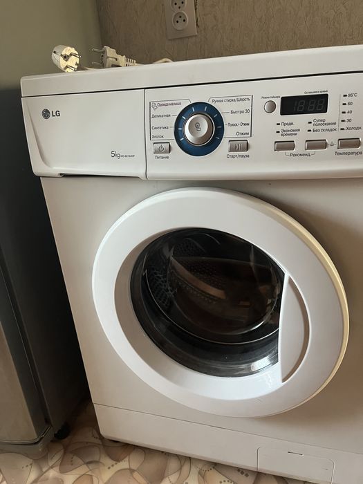 Продам стиралку LG