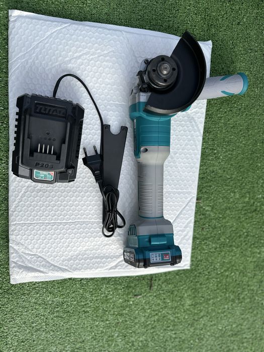 Акумулаторен безчетков ъглошлайф Total Industrial 20V