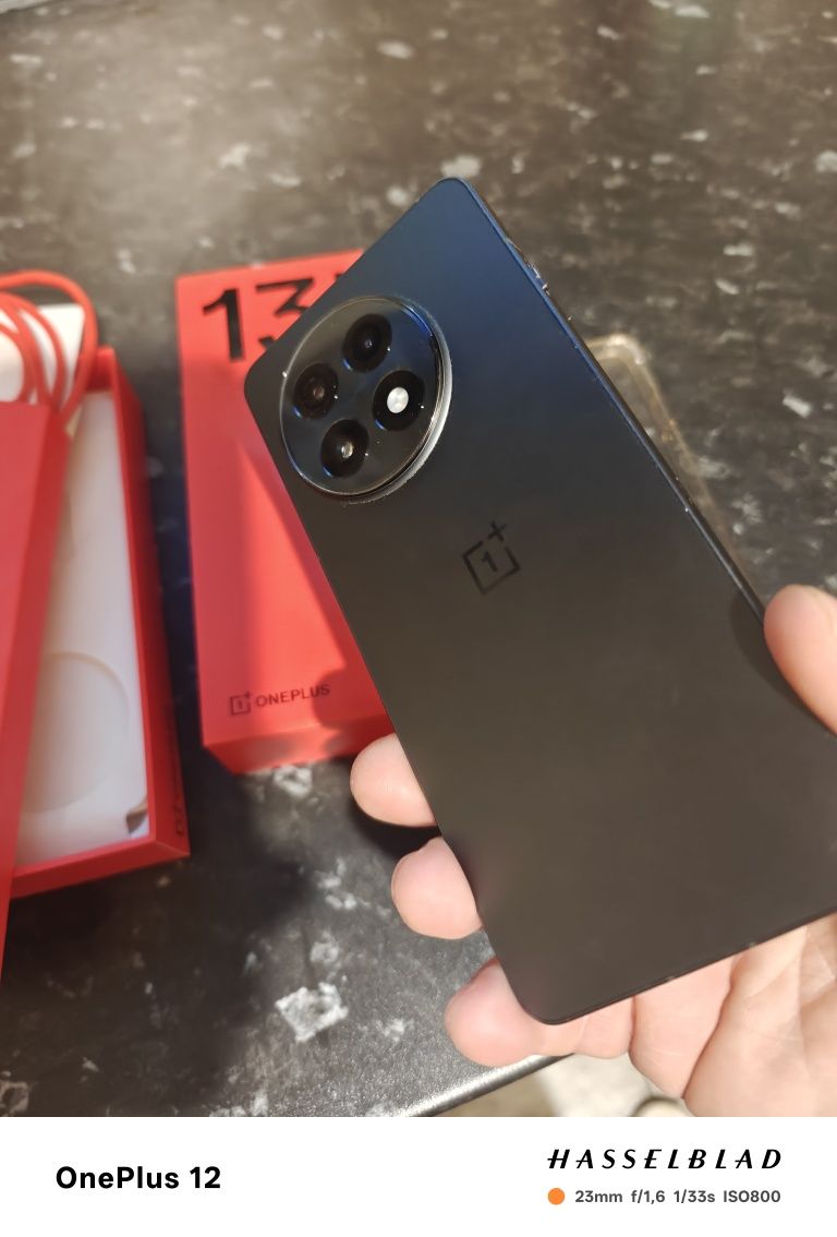 Oneplus 13R 12/256 gb
