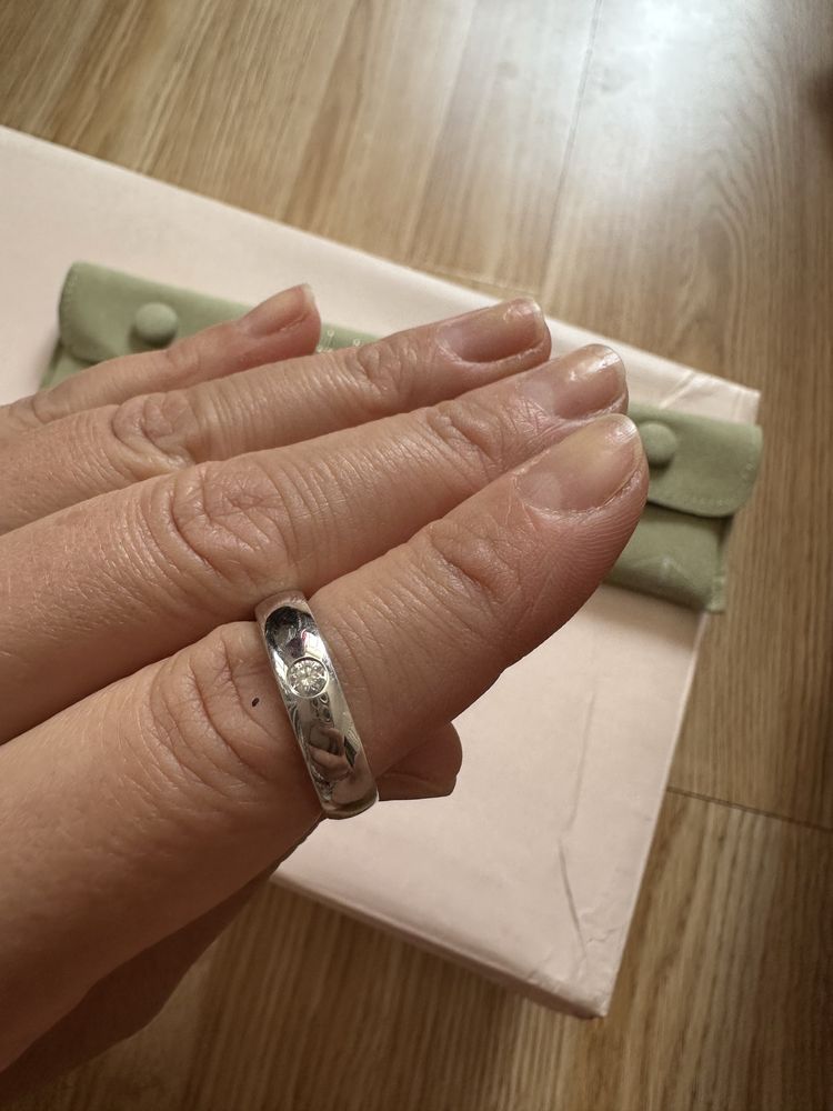 Продам  колечку, 585 проба