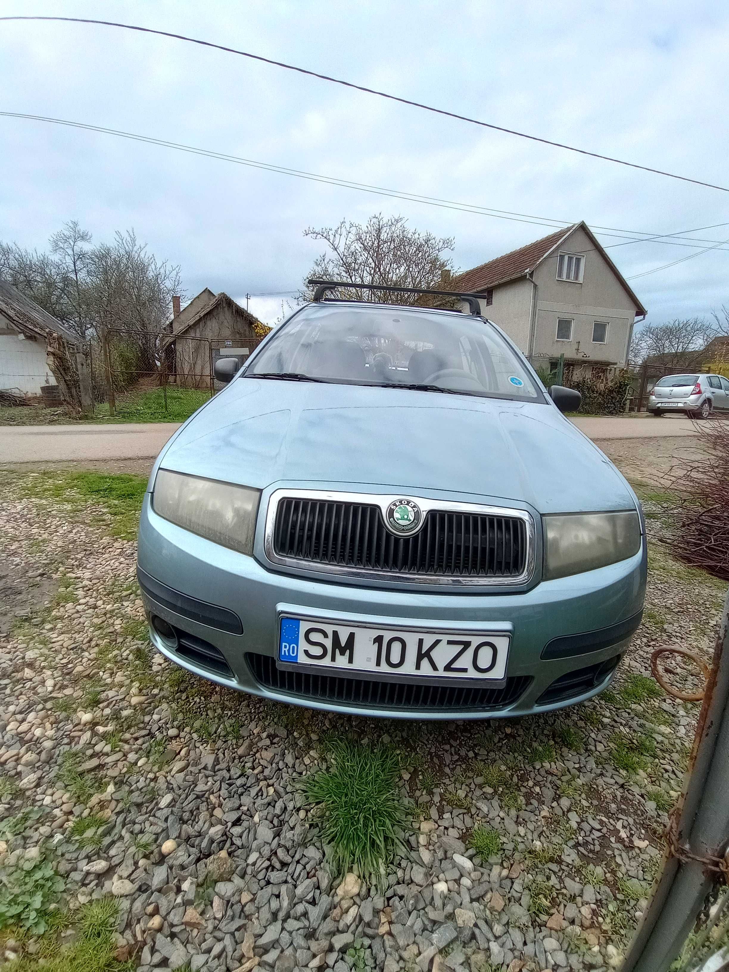 Skoda Fabia 2006 cutie manuală 1,2 benzină 153.000 km