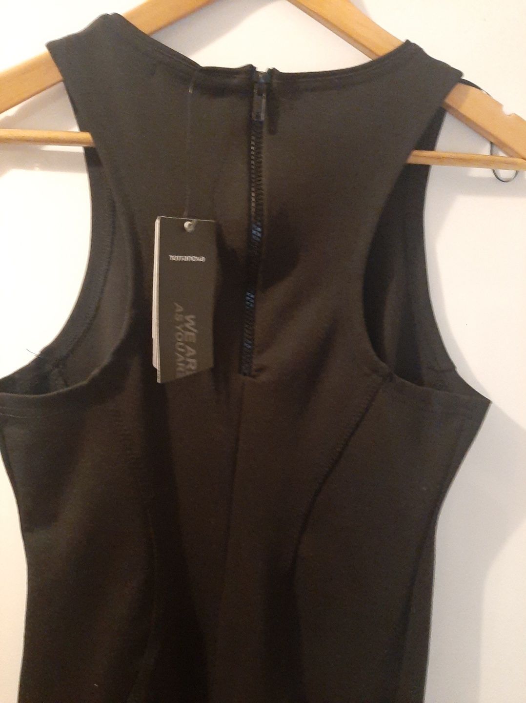 Rochie material jerse  nesifonabil