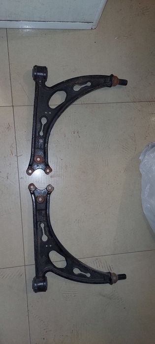 Рычаги нижние  VW Passat B6,B7,CC