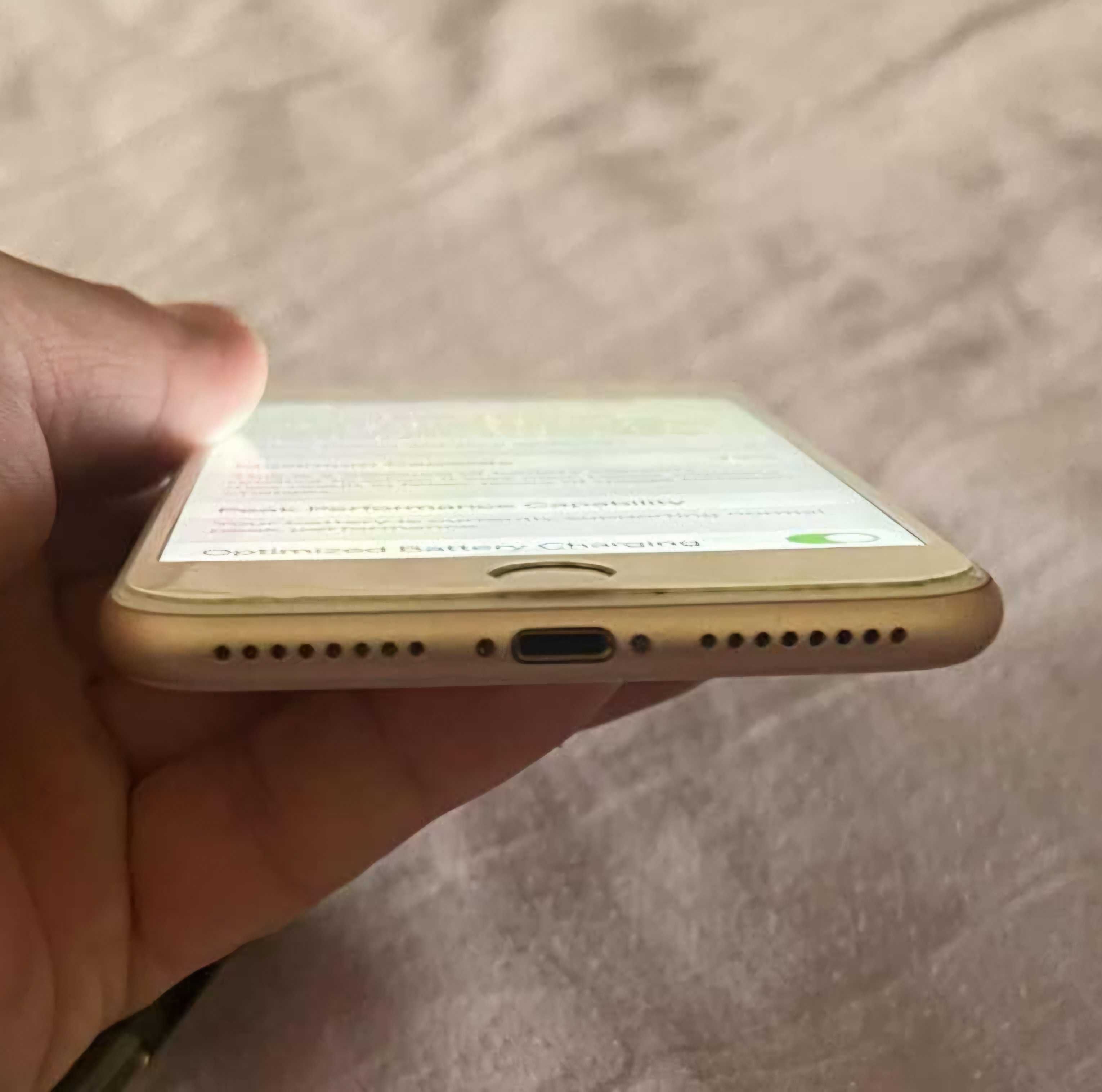 IPhone 8+ използван