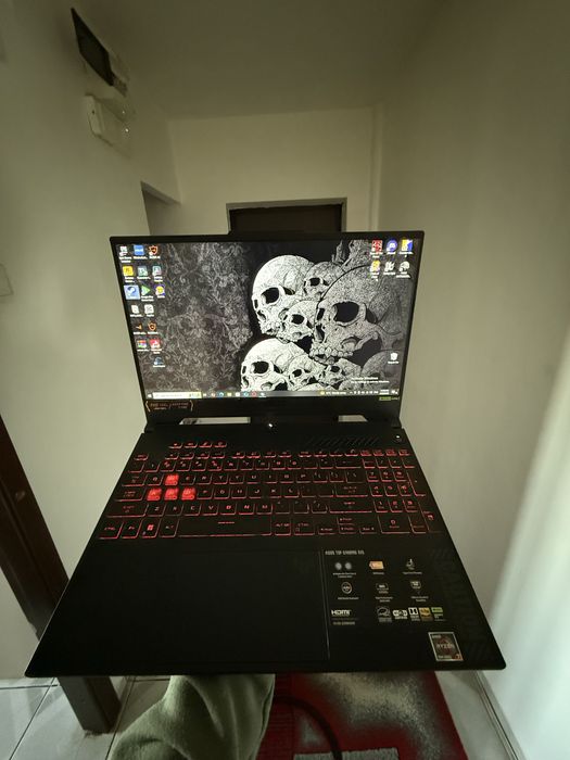 Laptop ASUS TUF.