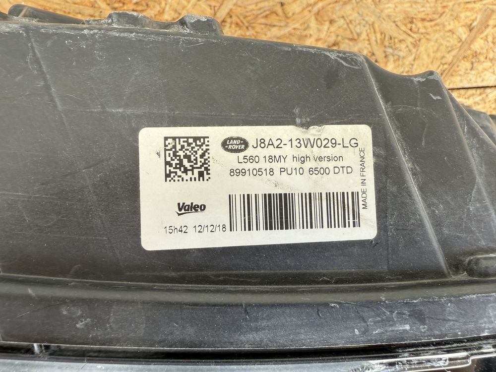 Far dreapta Land Rover Range Rover VELAR L560 Full LED Original Europa