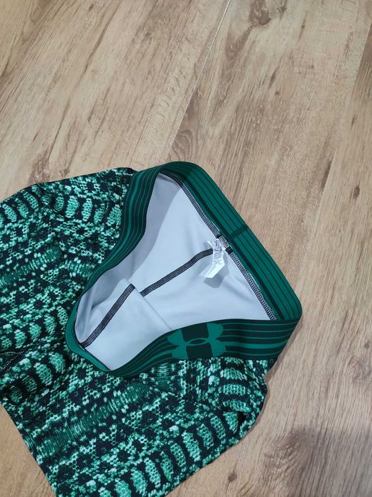 Pantaloni scurti compresie de dama Under Armour marimea M