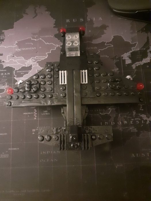 Avion de lupta lego
