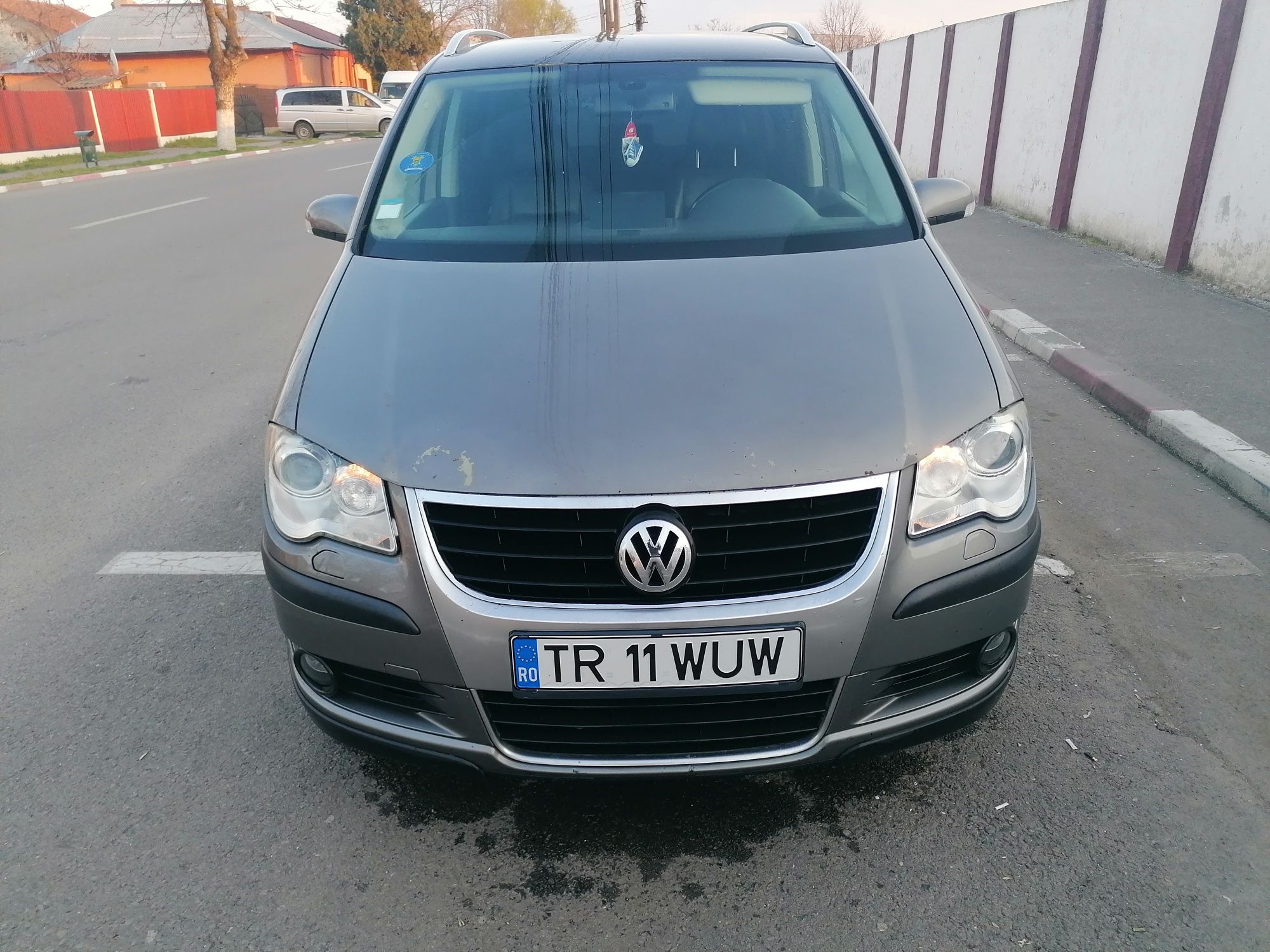 Vind Vw Touran cross