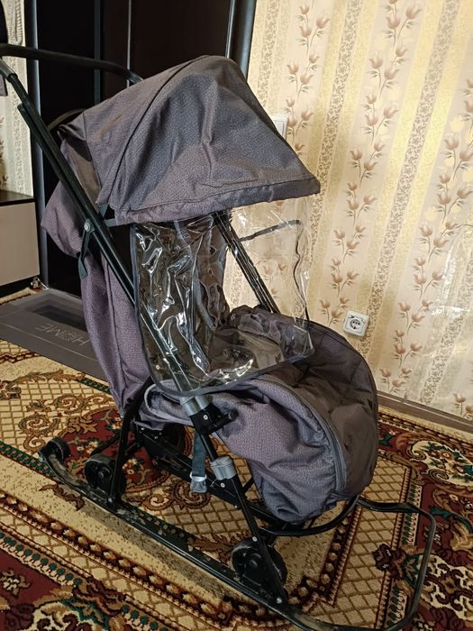 Продам санки детские