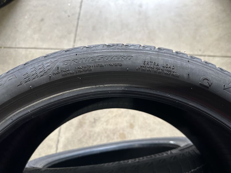 225/40/18 BRIDGESTONE RUNFLAT 2 броя