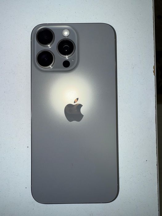 Iphone 15 pro max 256gb 92%