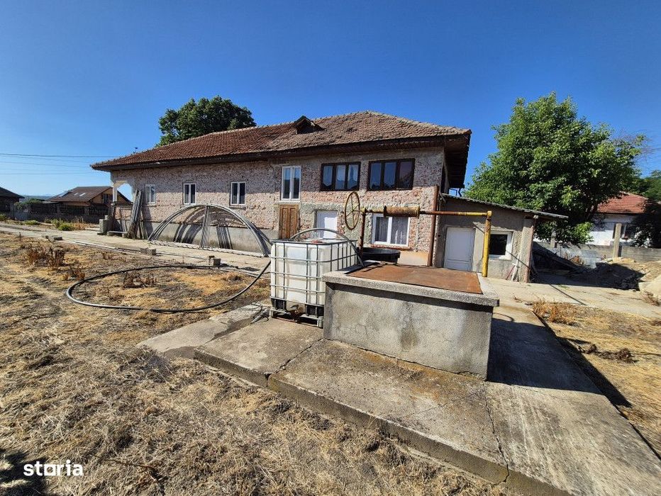 Casa cu teren impresionant in Targu Jiu, strada Slobozia