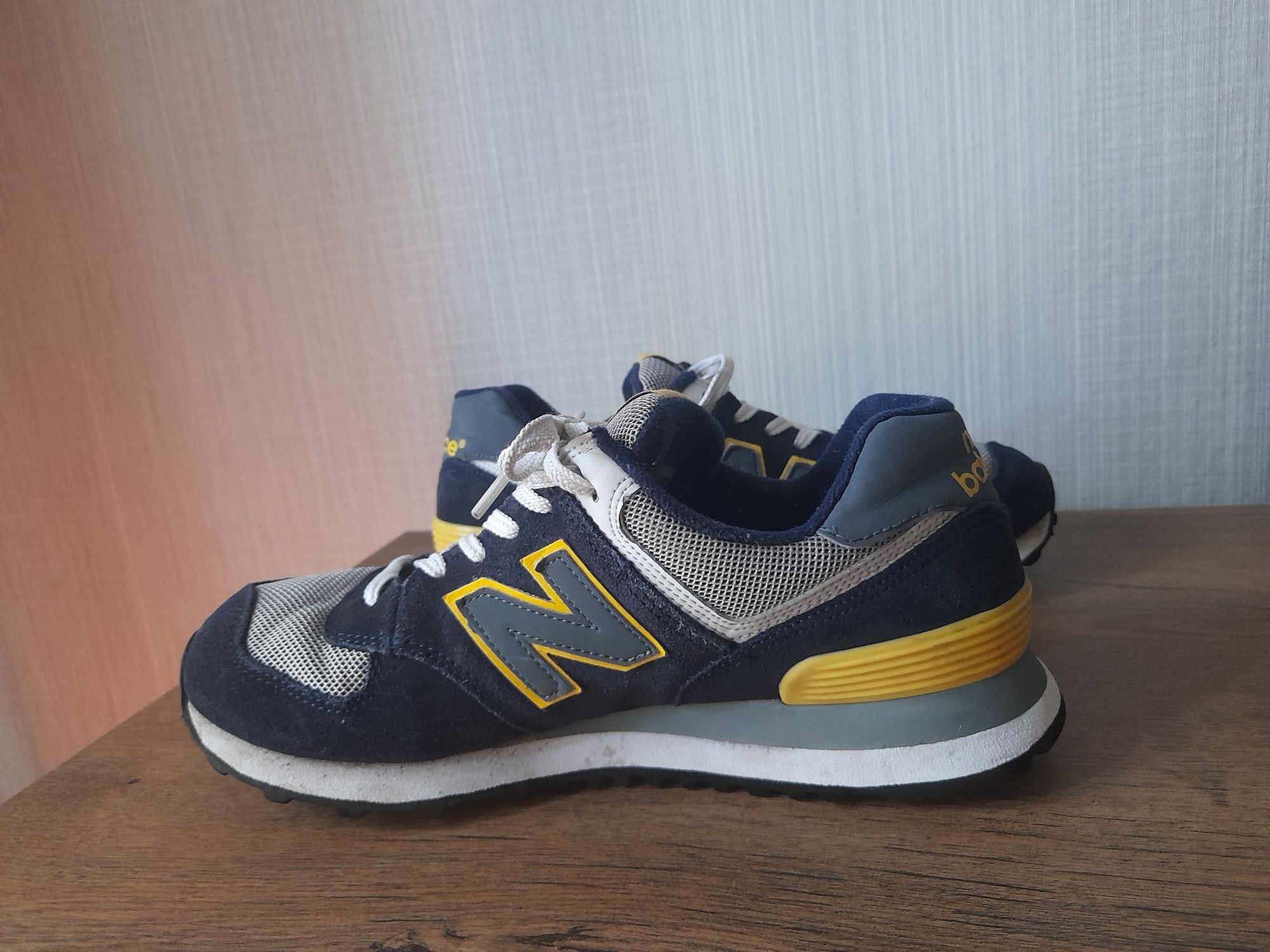 New balance 574 маратонки 40 номер.