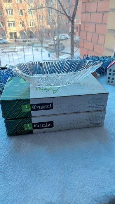 Продам вазочки 2 шт