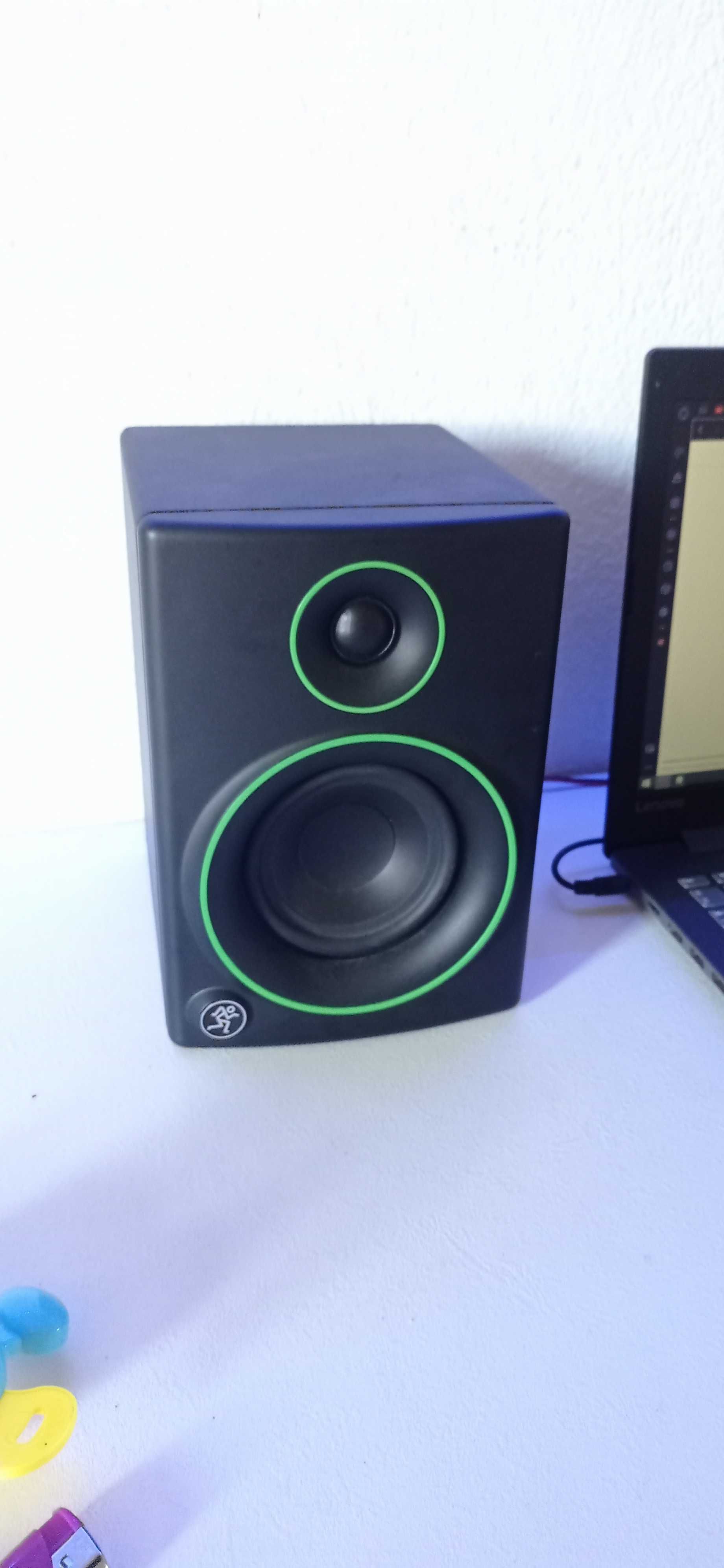 CR4 Multimedia Monitor Reference